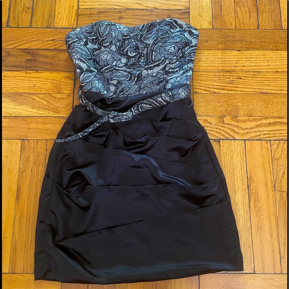 Xoxo Strapless Juniors Belt Dress 0/0